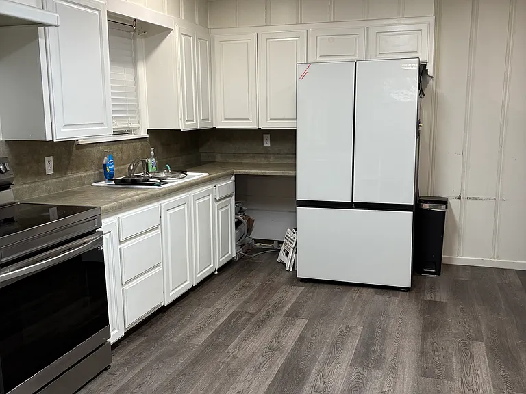925 Maryland Dr — Photo 4