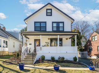 13 Jordan Ave, Oyster Bay, NY 11771