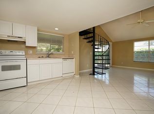 165 Crown Dr UNIT B, Naples, FL 34110