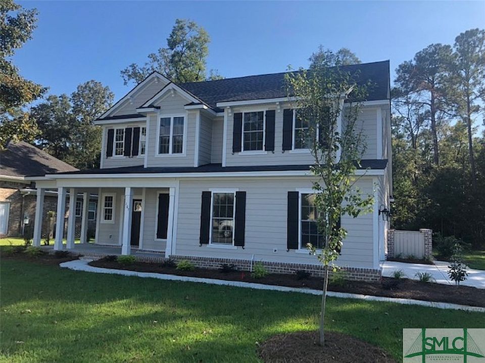 1st image of 107 Oakcrest Drive W