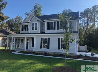 107 Oakcrest Dr W, Savannah, GA 31405