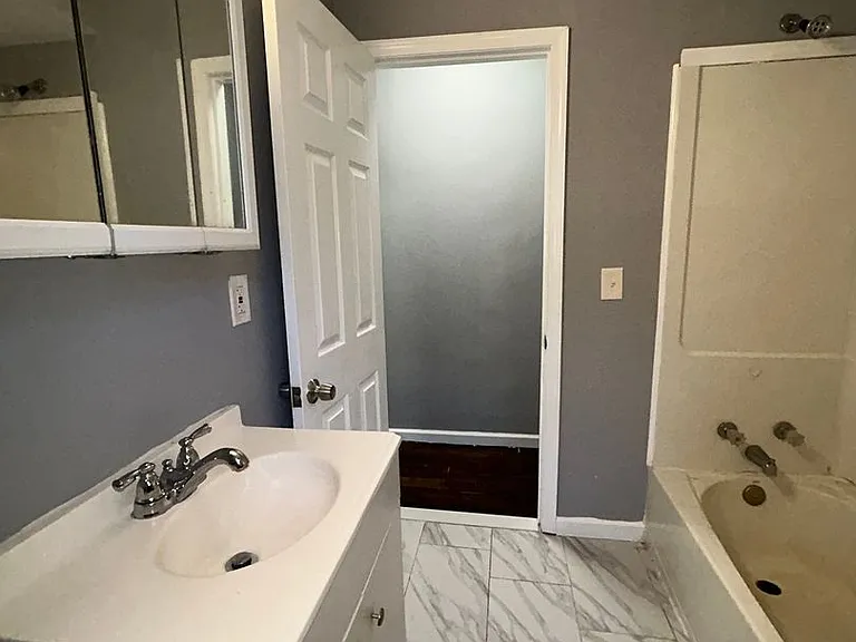 126 Darcy Ave — Photo 13