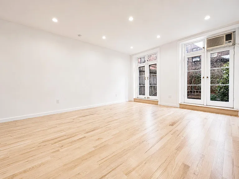 54 W 9th St #1L — Photo 4