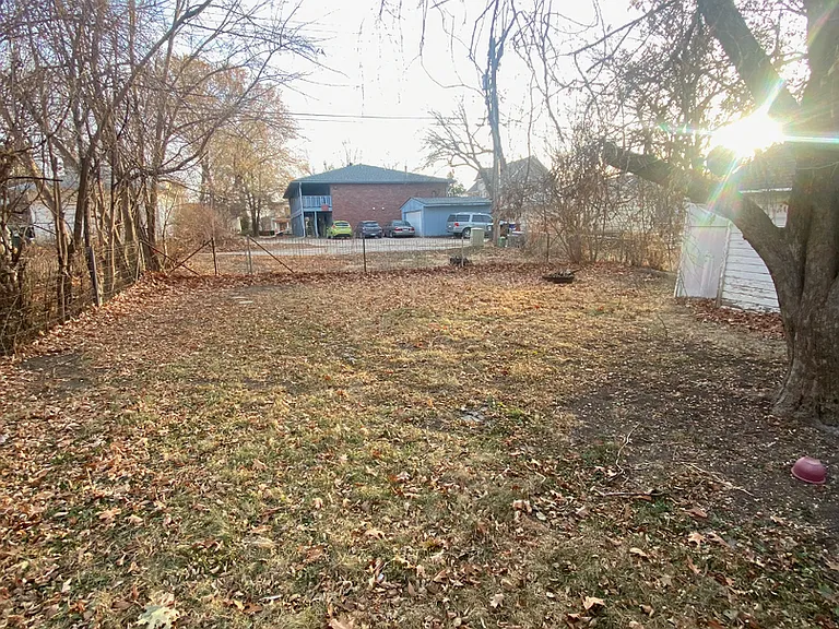 4525 Hillside St — Photo 14