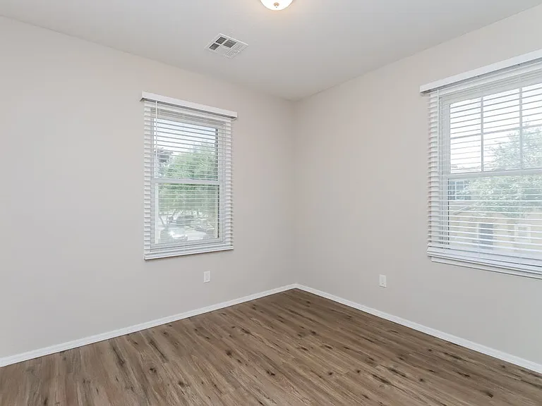 4318 E Jasper Dr — Photo 15