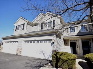 495 Telluride Dr, Gilberts, IL 60136