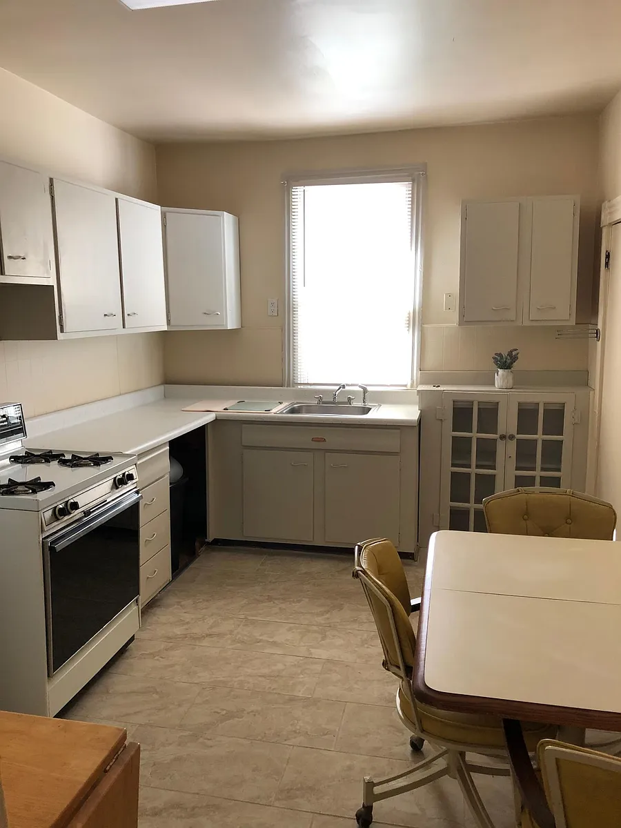 Building Photo - 534 Aspen St #2