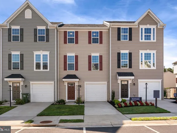 36080 Fawn Ln, Locust Grove, VA 22508