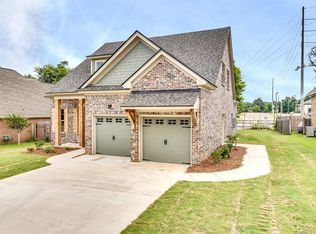 1670 Pebble Creek Dr, Prattville, AL 36066