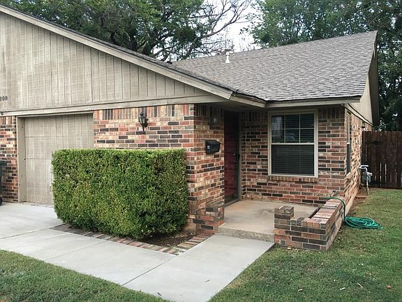 Front yard and entrance