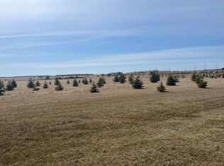 709 Tamarac Dr, Devils Lake, ND 58301