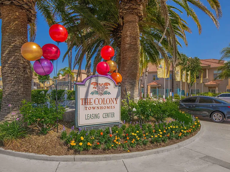 Colony Townhomes — Photo 53
