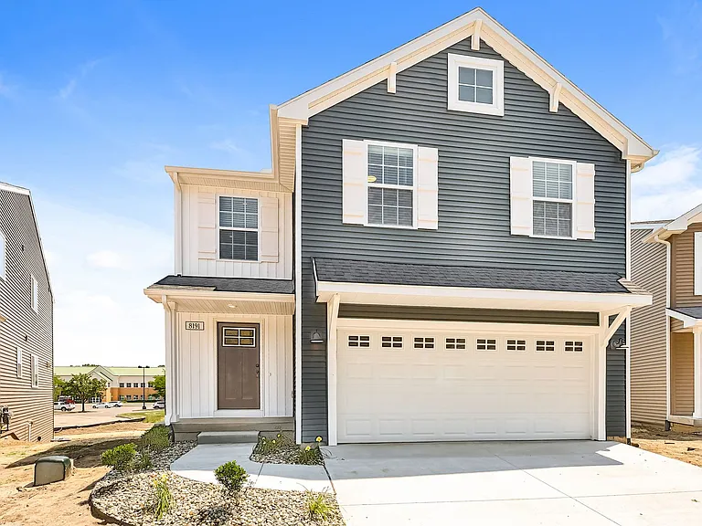 8191 Crestbrook Ct — Photo 2