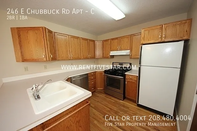 246 E Chubbuck Rd #C — Photo 13