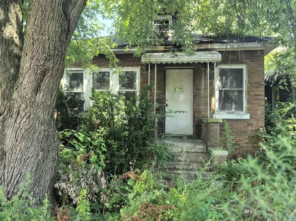 2154 W 10th Pl, Gary, IN 46404