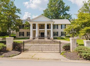 8904 Ayrshire Ave, Hurstbourne, KY 40222