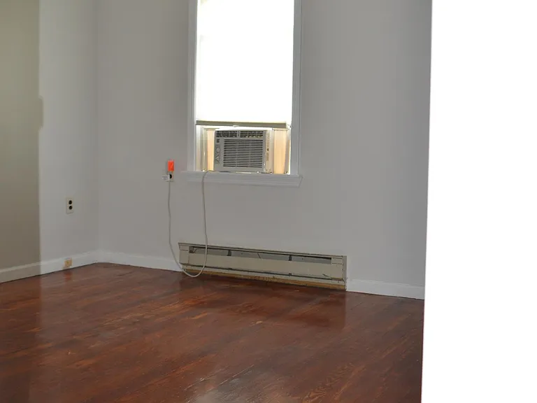 18-20 Somerville Rd #1 — Photo 16