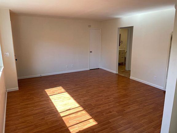 3rd image of 420 Ellwood Beach Dr #2