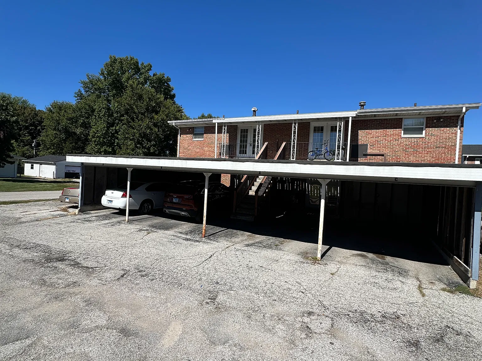 2 bed, 800 sqft, $995 — Photo 2