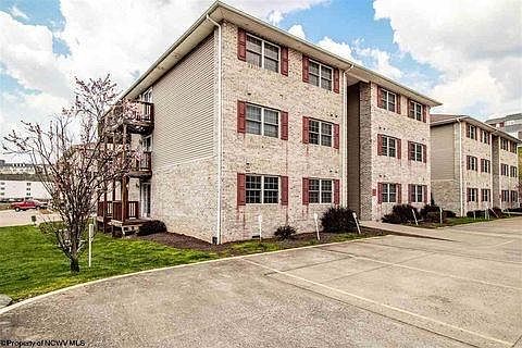 1st image of 322 Creekside Dr