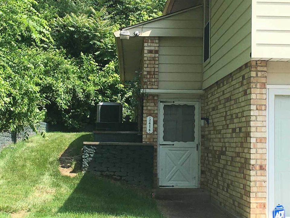 1st image of 2414 Mustang Dr #12