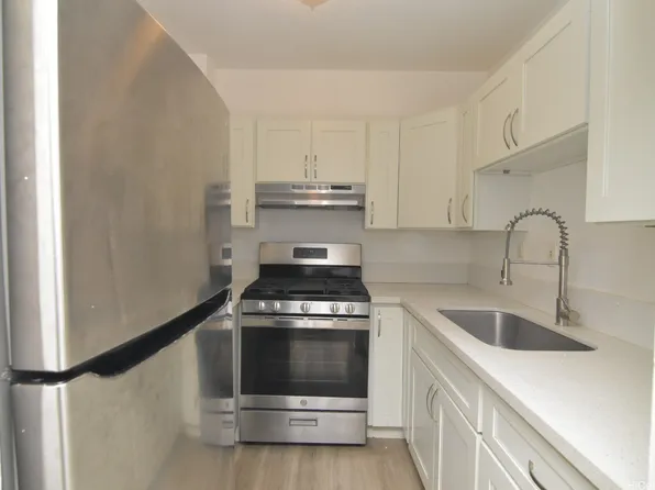87-123 Helelua St APT G202, Waianae, HI 96792