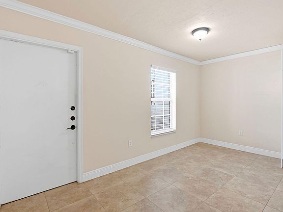2nd image of 12370 Alternate A1a M5 Cabana Colony #M5