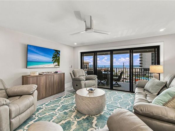 2088 Estero Blvd APT 4D