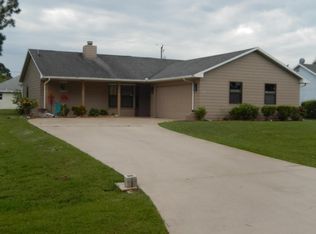 562 SE Capon Ter, Port Saint Lucie, FL 34983