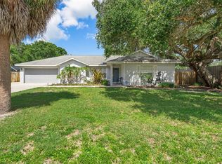 3095 Woodpine Cir, Sarasota, FL 34231
