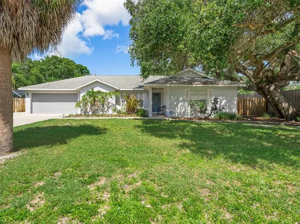 3095 Woodpine Cir, Sarasota, FL 34231