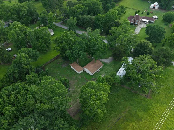 787 County Road 154, Liberty, TX 77575