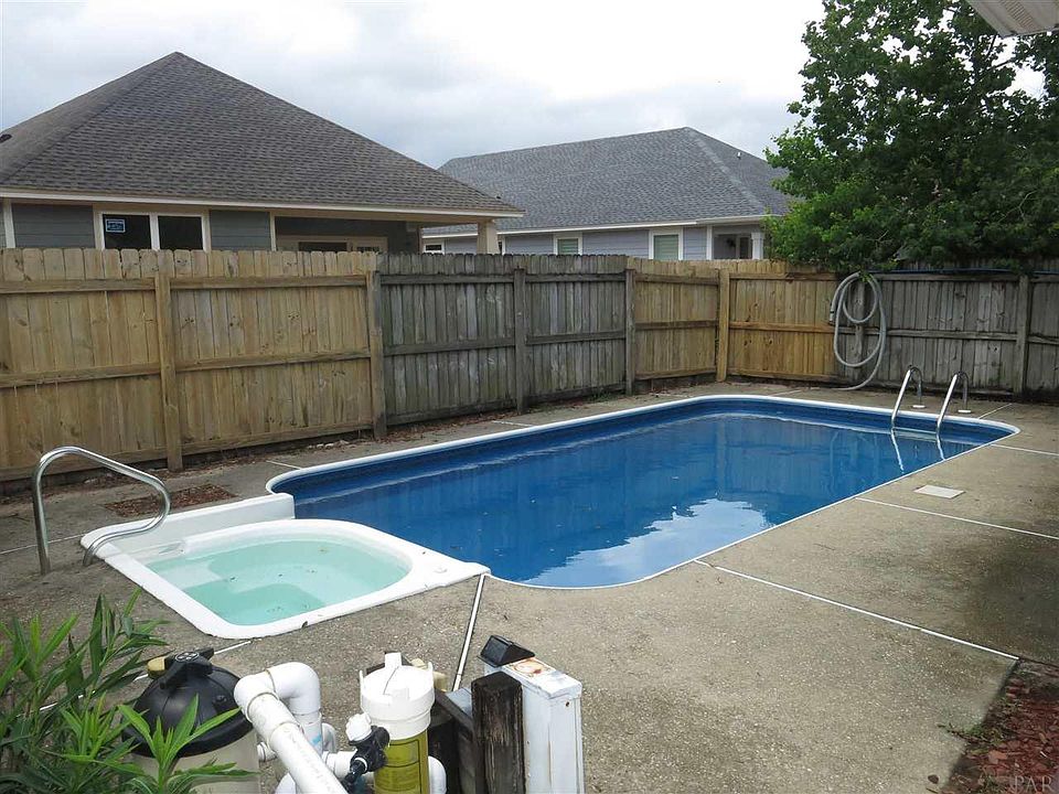 1st image of 3311 Wexford Cir