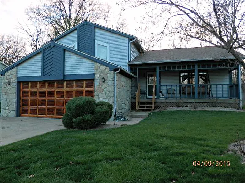 1726 Countryside Dr photo 1