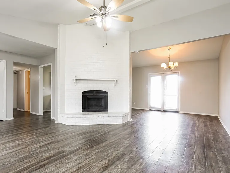 490 Rainier St — Photo 5