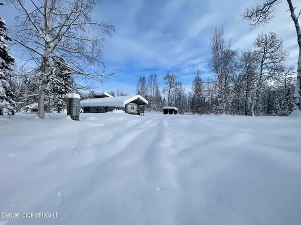 19708 E Montana Creek Rd, Talkeetna, AK 99676