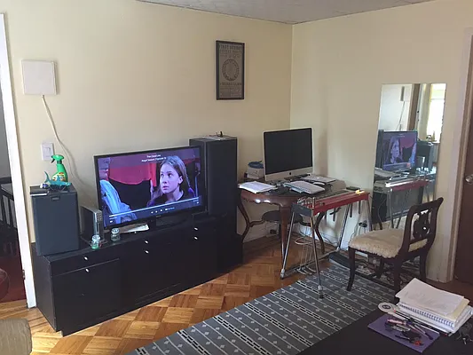 Rented by New York Realty Minimax Inc | media 25