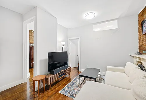 326 W 23rd St #3F Photo 1