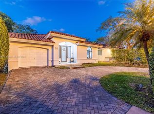 1543 Bird Rd, Coral Gables, FL 33146