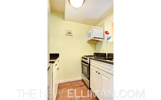 Sold by Douglas Elliman | media 19