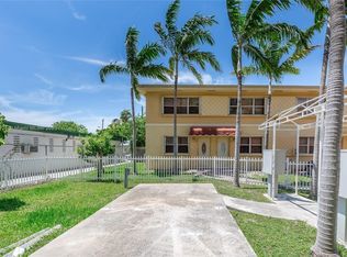 1701 N Treasure Dr APT 7, North Bay Village, FL 33141