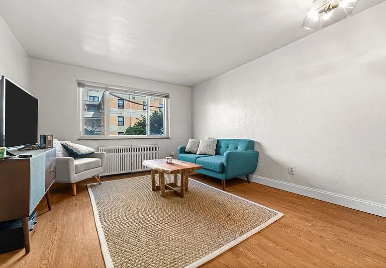 5552 Covode St #6 — Photo 4