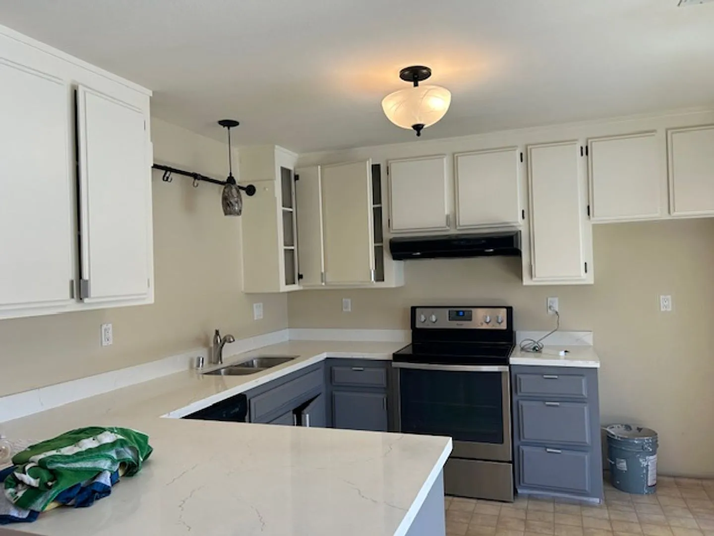 Charming 3-Bedroom Home with Spacious Backyard in Santa Rosa! — Photo 3