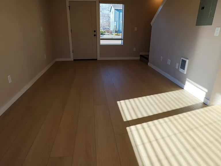 Waverly Townhomes — Photo 34
