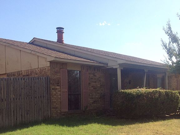 2nd image of 648 Priscilla Ln