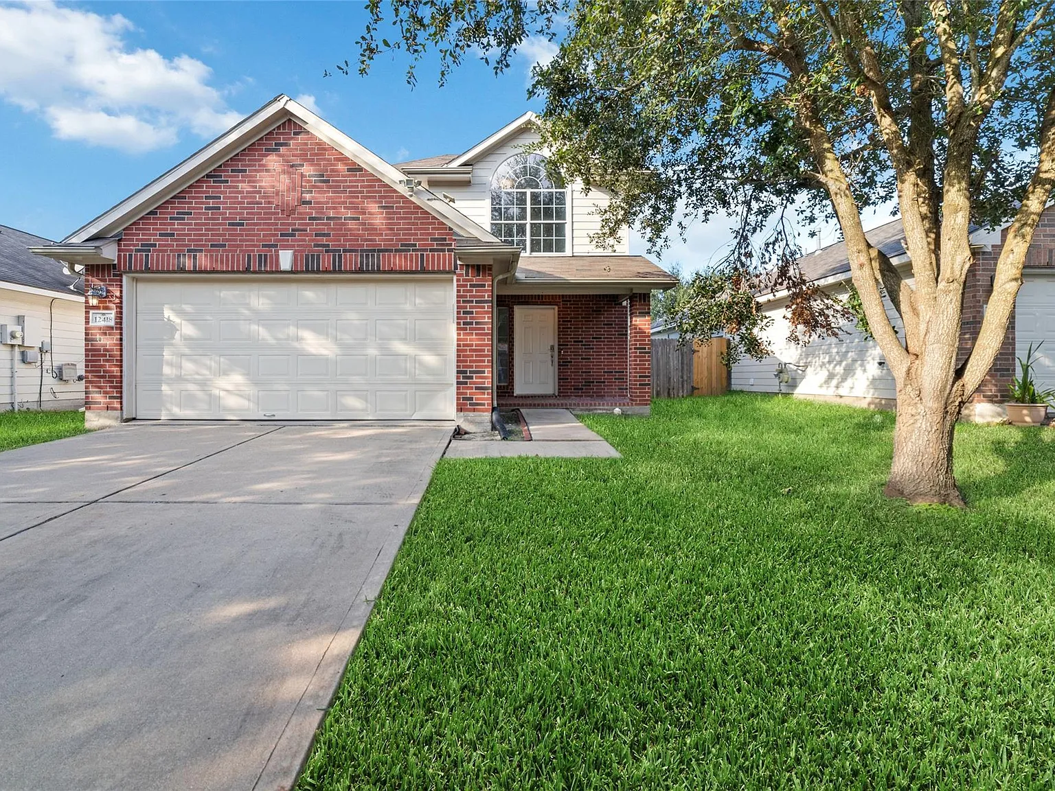 3 bed, 2.5 bath, 1803 sqft, $2,000 — Photo 3