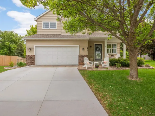 8901 Peony Ct, Maple Grove, MN 55311