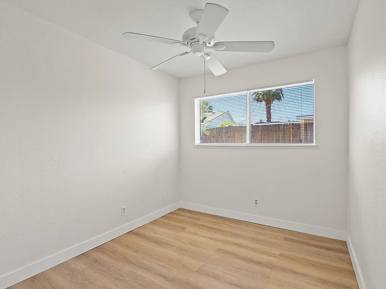 73425 San Nicholas Ave — Photo 24