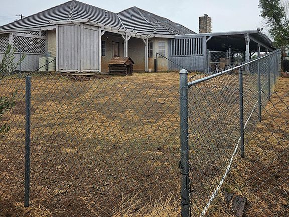 4th image of 34555 Brock Ln