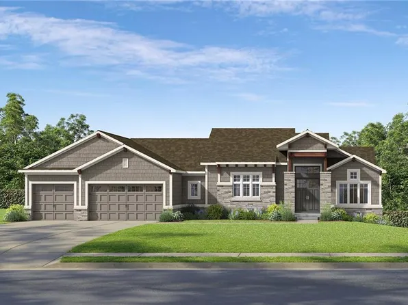 502 Bentwater Dr, Raymore, MO 64083